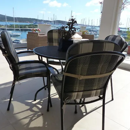 Apartment With Terrace For 4 People, Cleaning Included *